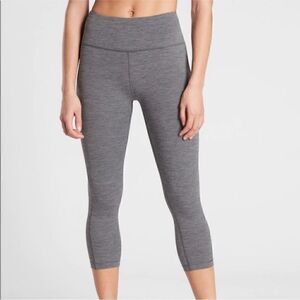 Athleta Gray Ultimate Stash Pocket Capri - Size XS